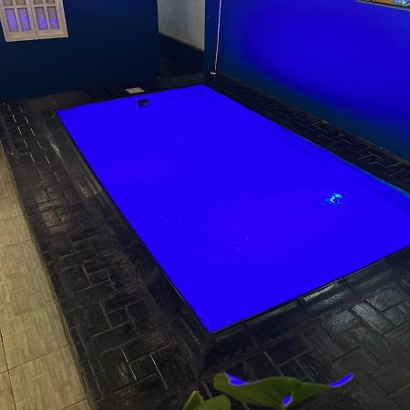 Litt Iguazu Hostal Пуэрто-Игуасу Экстерьер фото