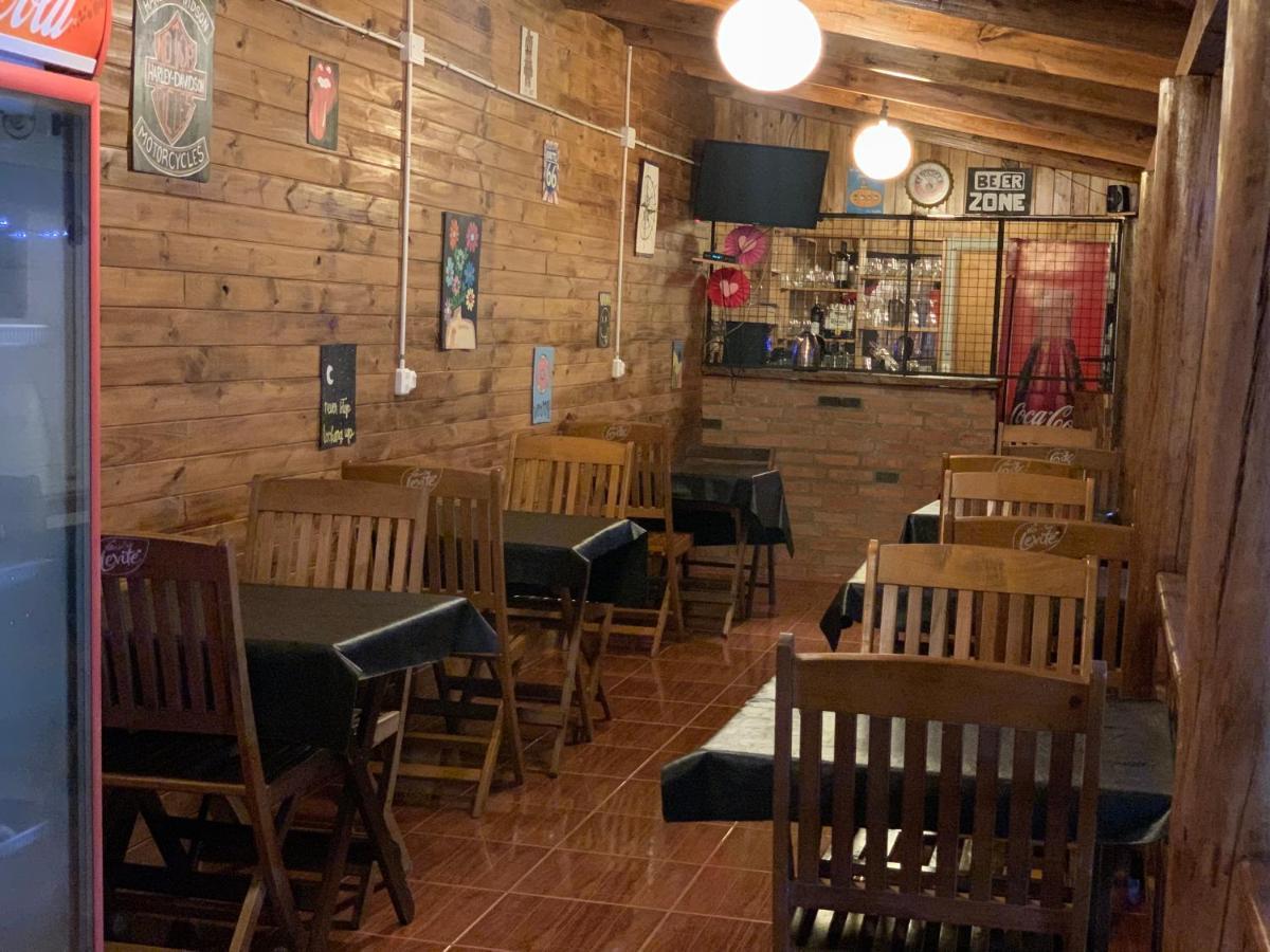 Litt Iguazu Hostal Пуэрто-Игуасу Экстерьер фото