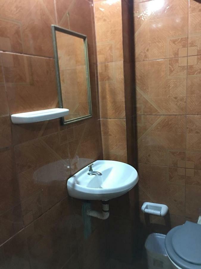 Litt Iguazu Hostal Пуэрто-Игуасу Экстерьер фото