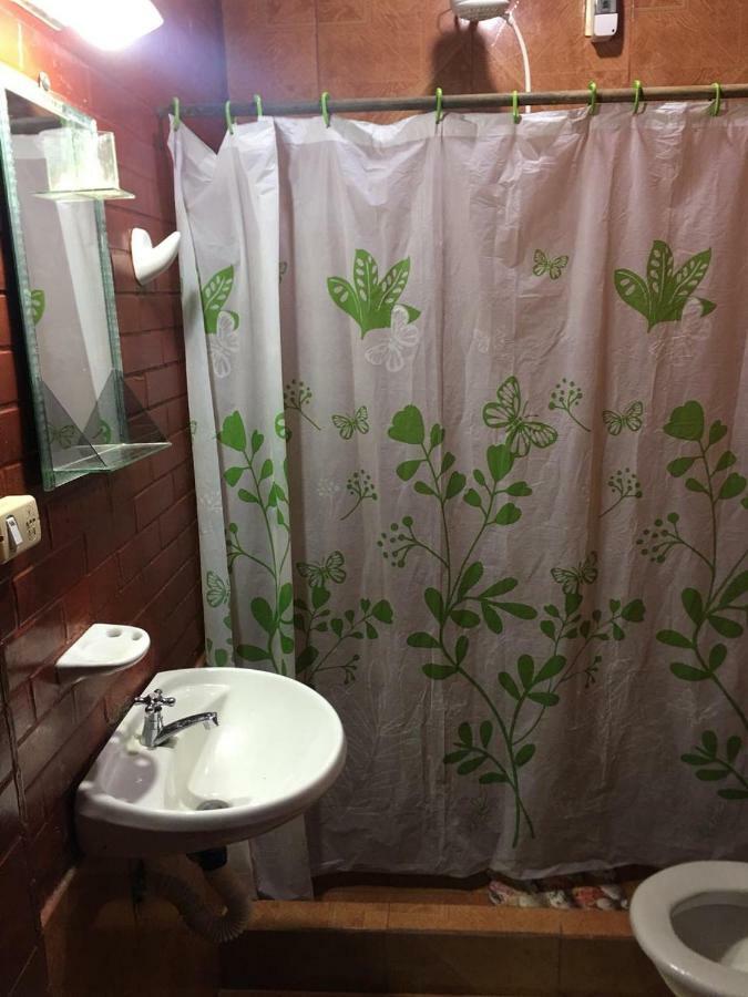 Litt Iguazu Hostal Пуэрто-Игуасу Экстерьер фото