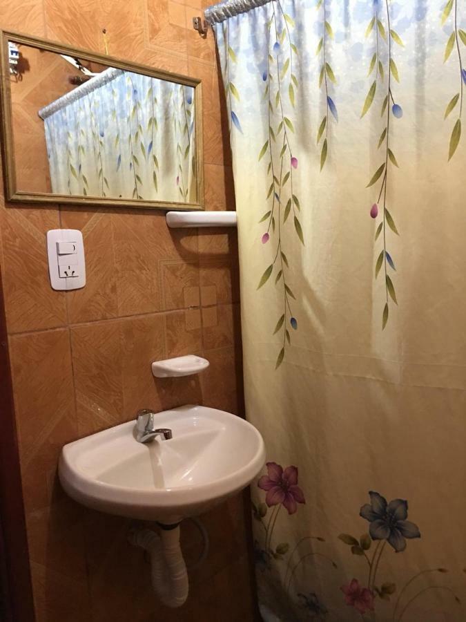 Litt Iguazu Hostal Пуэрто-Игуасу Экстерьер фото